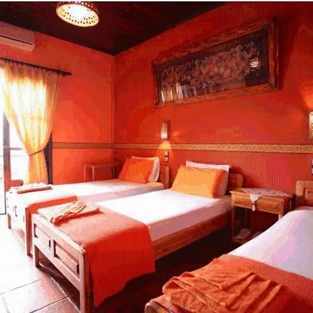 Gasthuis Patavali 3*